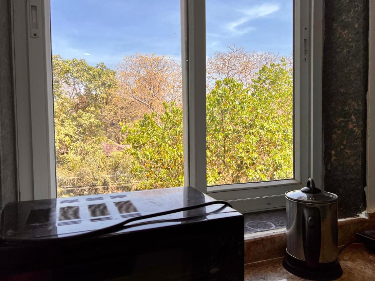 Luxurious Nirvana Apartments ヴァガトール エクステリア 写真